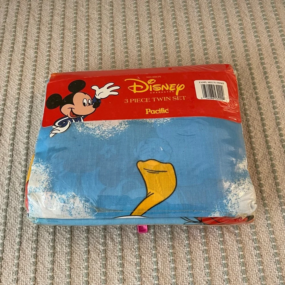 New - Vintage Disney Mickey Mouse Twin Sheet Set - Bedding - Minnie - Donald